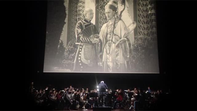 Image of Carl Davis Conducting